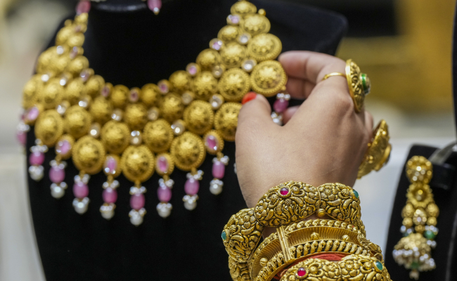 India's gold demand falls 15 pc in Jan-Mar to 118.1 tonnes on high prices: WGC